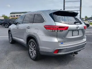 Toyota Highlander 2019 SE 4dr SUV