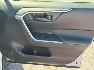 Toyota RAV4 Hybrid 2025 AWD LE 4dr SUV