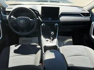 Toyota RAV4 Hybrid 2025 AWD LE 4dr SUV