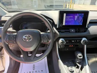 Toyota RAV4 Hybrid 2025 AWD LE 4dr SUV