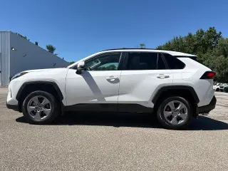 Toyota RAV4 Hybrid 2025 AWD LE 4dr SUV