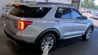 Ford Explorer 2023 AWD XLT 4dr SUV