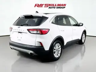 Ford Escape 2022 SE 4dr SUV