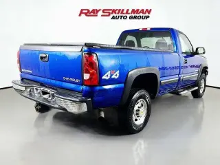 Chevrolet Silverado 2500HD 2004 2dr Standard Cab LS 4WD LB