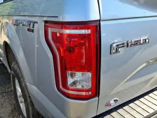 Ford F-150 2016 4x4 Lariat 4dr SuperCab 8 ft. LB