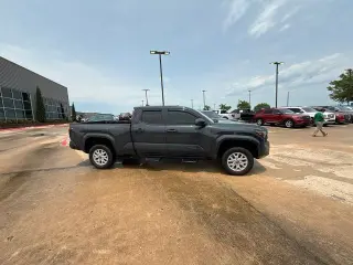 Toyota Tacoma 2025 4x4 SR5 4dr Double Cab 5.0 ft SB