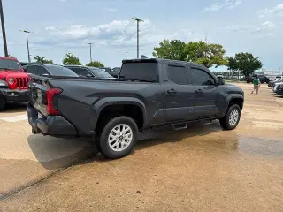 Toyota Tacoma 2025 4x4 SR5 4dr Double Cab 5.0 ft SB