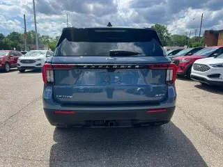 Ford Explorer 2026 AWD Active 4dr SUV