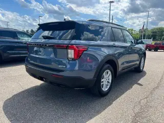 Ford Explorer 2026 AWD Active 4dr SUV