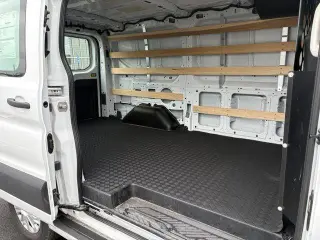 Ford Transit 2025 250 3dr SWB Low Roof Cargo Van