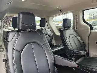 Chrysler Pacifica 2023 Touring L 4dr Mini-Van