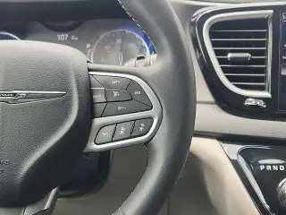 Chrysler Pacifica 2023 Touring L 4dr Mini-Van