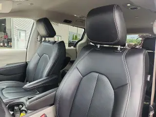 Chrysler Pacifica 2023 Touring L 4dr Mini-Van