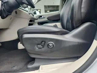 Chrysler Pacifica 2023 Touring L 4dr Mini-Van