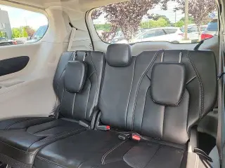 Chrysler Pacifica 2023 Touring L 4dr Mini-Van
