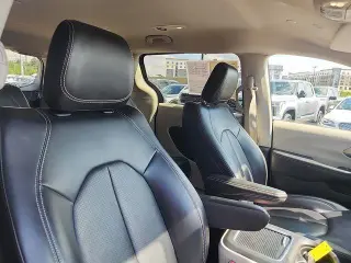 Chrysler Pacifica 2023 Touring L 4dr Mini-Van