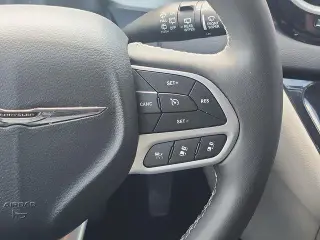 Chrysler Pacifica 2023 Touring L 4dr Mini-Van