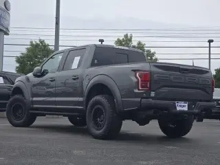 Ford F-150 2019 4x4 Raptor 4dr SuperCrew 5.5 ft. SB