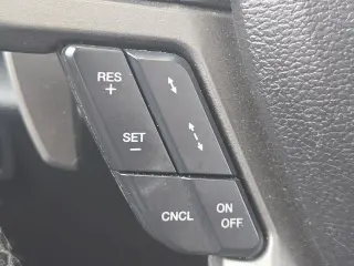 Ford F-150 2019 4x4 Raptor 4dr SuperCrew 5.5 ft. SB