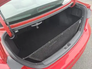 Hyundai ELANTRA 2018 SEL 4dr Sedan (US)