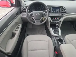 Hyundai ELANTRA 2018 SEL 4dr Sedan (US)