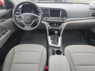 Hyundai ELANTRA 2018 SEL 4dr Sedan (US)