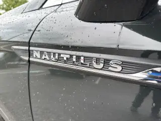 Lincoln Nautilus 2022 AWD Reserve 4dr SUV