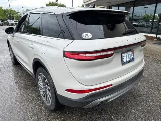 Lincoln Corsair 2023 AWD Reserve 4dr SUV
