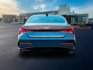Hyundai ELANTRA 2024 SEL 4dr Sedan
