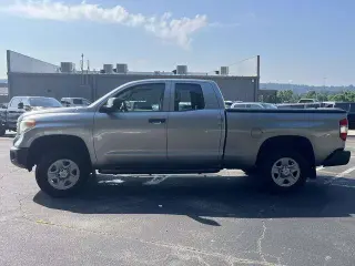 Toyota Tundra 2015 4x4 SR5 4dr Double Cab Pickup SB (4.6L V8)