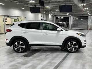 Hyundai TUCSON 2017 AWD Sport 4dr SUV