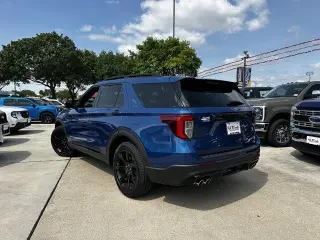 Ford Explorer 2022 AWD ST 4dr SUV