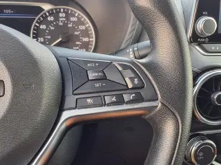 Nissan Sentra 2025 SV 4dr Sedan