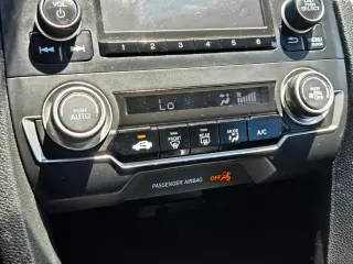 Honda Civic 2016 LX 4dr Sedan CVT