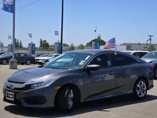 Honda Civic 2016 LX 4dr Sedan CVT
