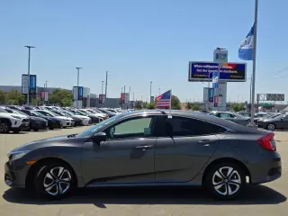 Honda Civic 2016 LX 4dr Sedan CVT