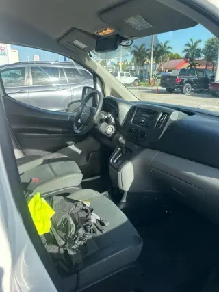 Nissan NV200 2015 S 4dr Cargo Mini-Van