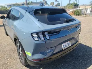 Ford Mustang Mach-E 2023 Premium 4dr SUV
