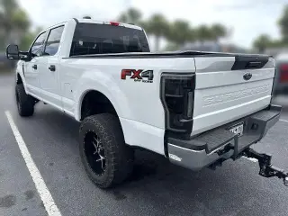 Ford F-250 Super Duty 2021 4x4 King Ranch 4dr Crew Cab 6.8 ft. SB Pickup