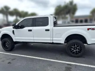 Ford F-250 Super Duty 2021 4x4 King Ranch 4dr Crew Cab 6.8 ft. SB Pickup