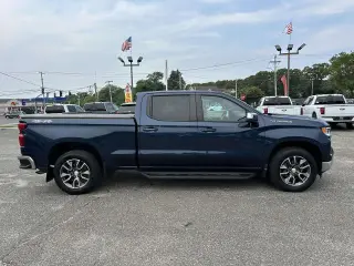 Chevrolet Silverado 1500 2022 4x4 LT 4dr Crew Cab 5.8 ft. SB w/1LT