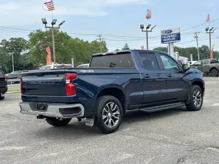 Chevrolet Silverado 1500 2022 4x4 LT 4dr Crew Cab 5.8 ft. SB w/1LT