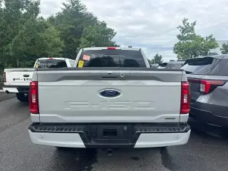 Ford F-150 2023 4x4 Lariat 4dr SuperCrew 5.5 ft. SB