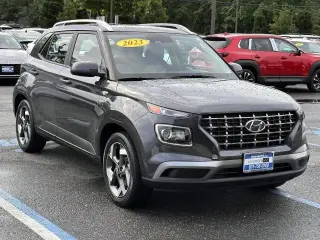 Hyundai VENUE 2023 SEL 4dr Crossover