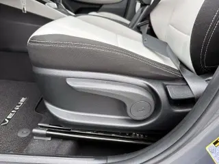 Hyundai VENUE 2023 SEL 4dr Crossover