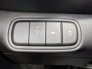 Hyundai VENUE 2022 Limited 4dr Crossover