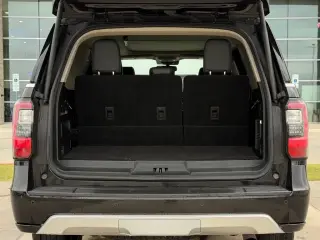 Ford Expedition 2021 4x4 Platinum 4dr SUV
