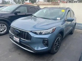 Ford Escape Plug-In Hybrid 2023 Base 4dr SUV