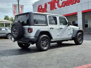 Jeep Wrangler 2024 4x4 Sport 4dr SUV