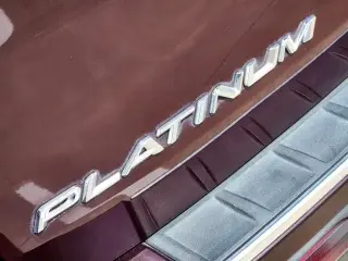 Ford Explorer 2022 AWD Platinum 4dr SUV